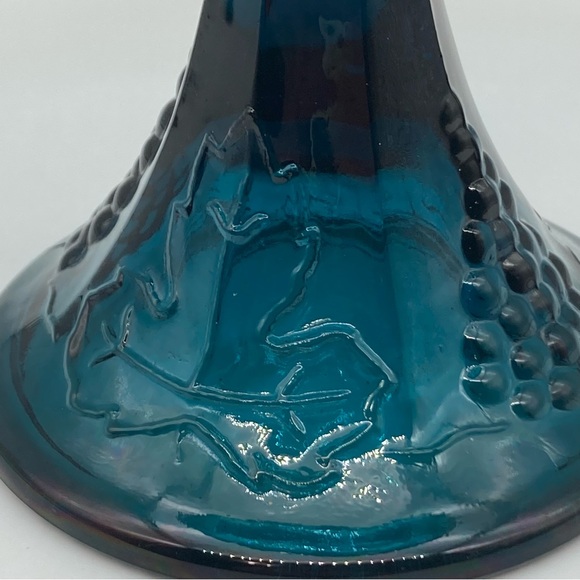 Indiana Glass teal pedestal dish grape pattern - Picture 4 of 12